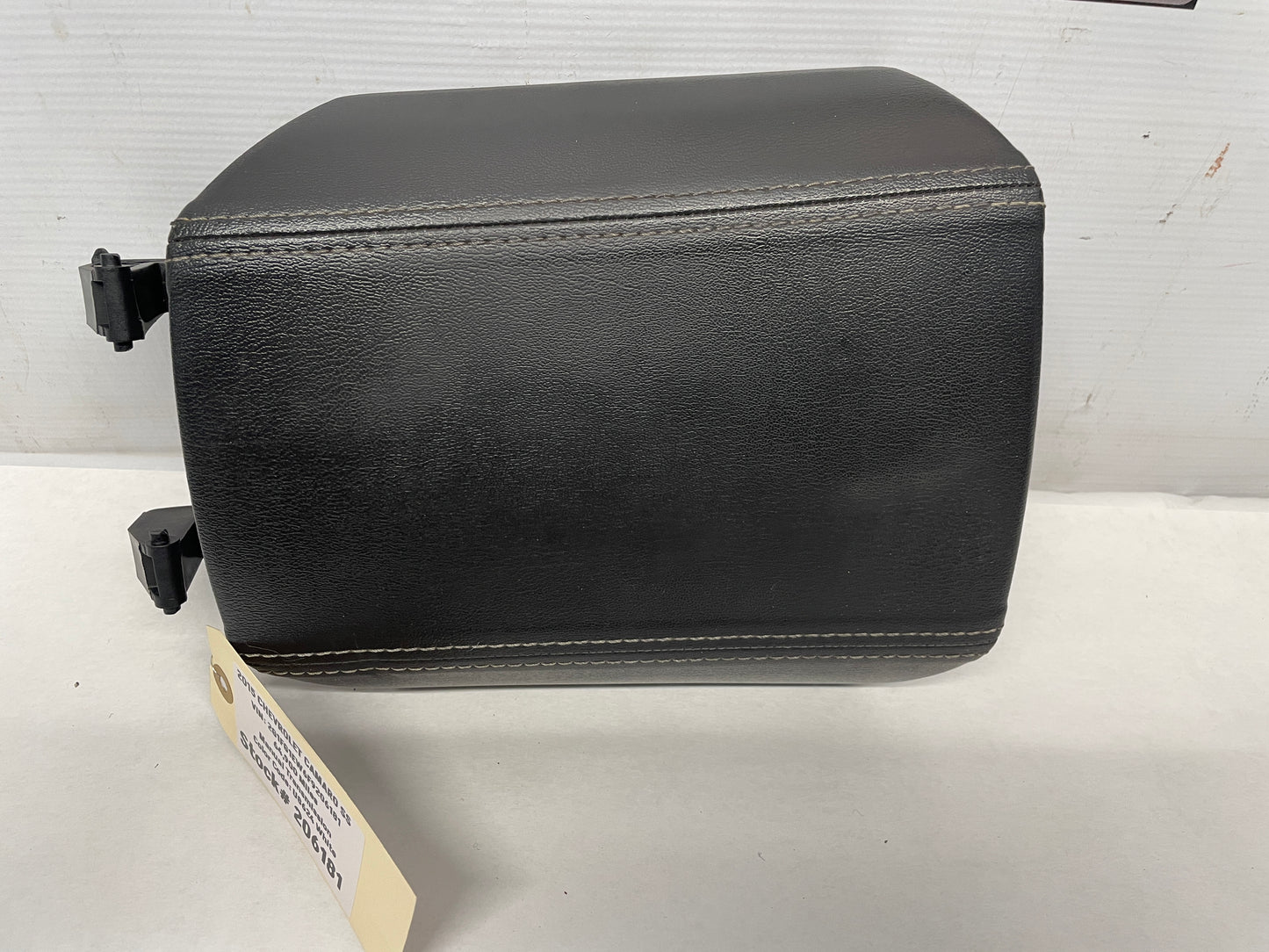 2015 Chevy Camaro SS Center Console Lid Gray Stitching OEM - Day's Parts Yard