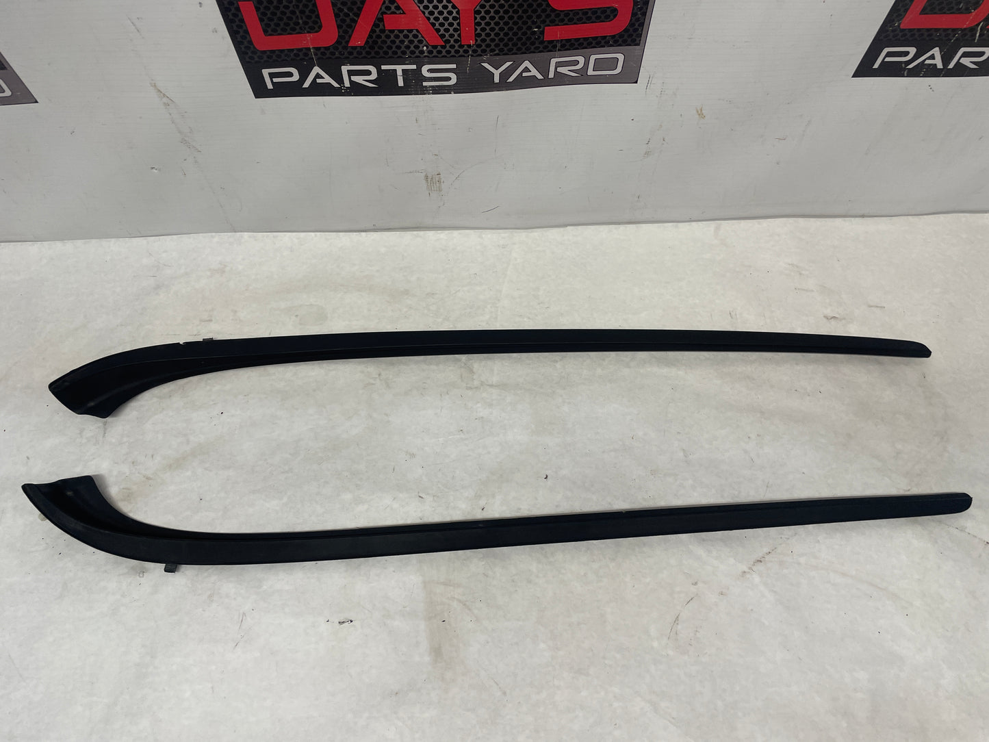 2014 Chevy SS Sedan RH & LH Windshield Molding Trim OEM - Day's Parts Yard
