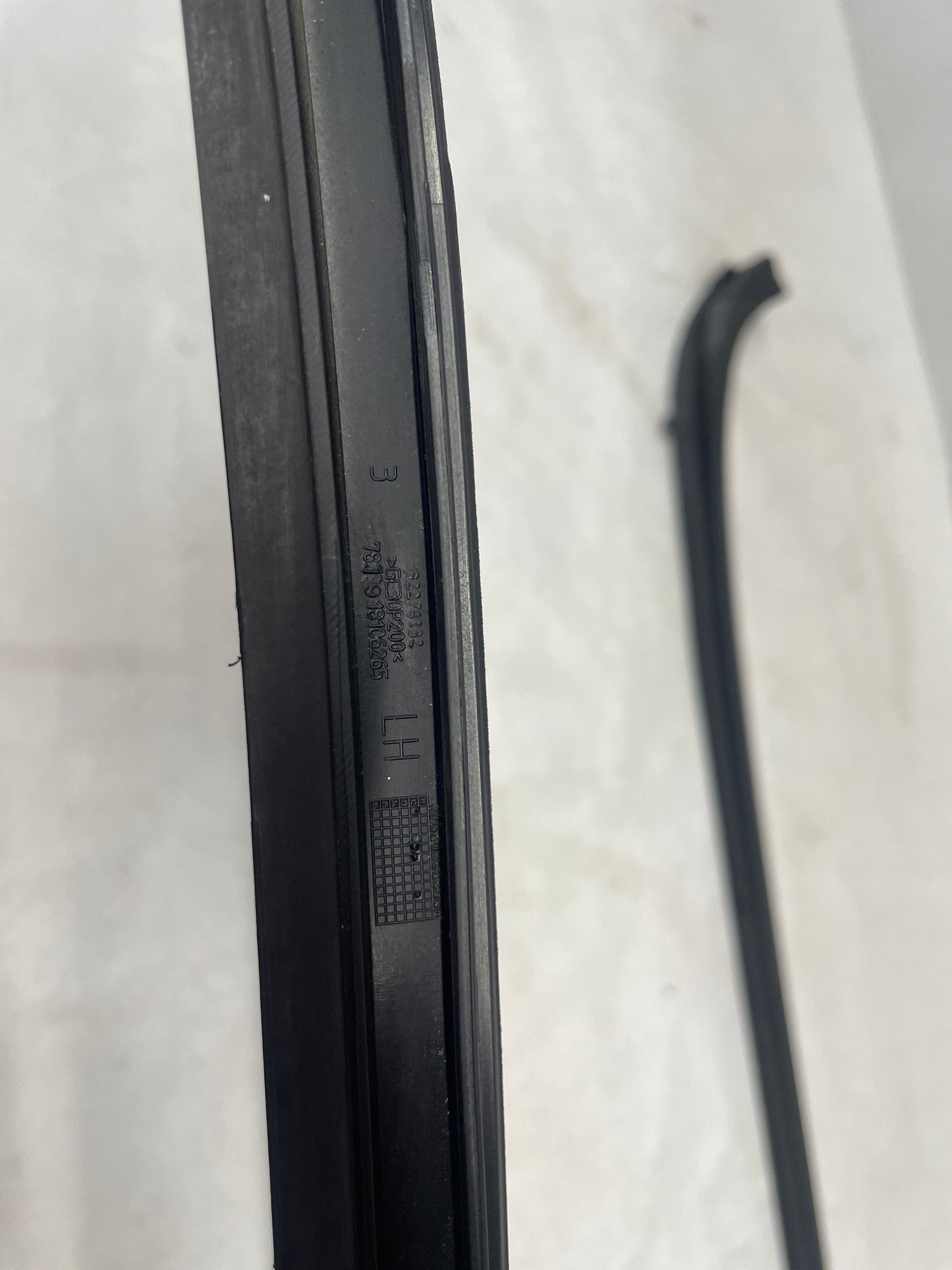 2014 Chevy SS Sedan RH & LH Windshield Molding Trim OEM - Day's Parts Yard
