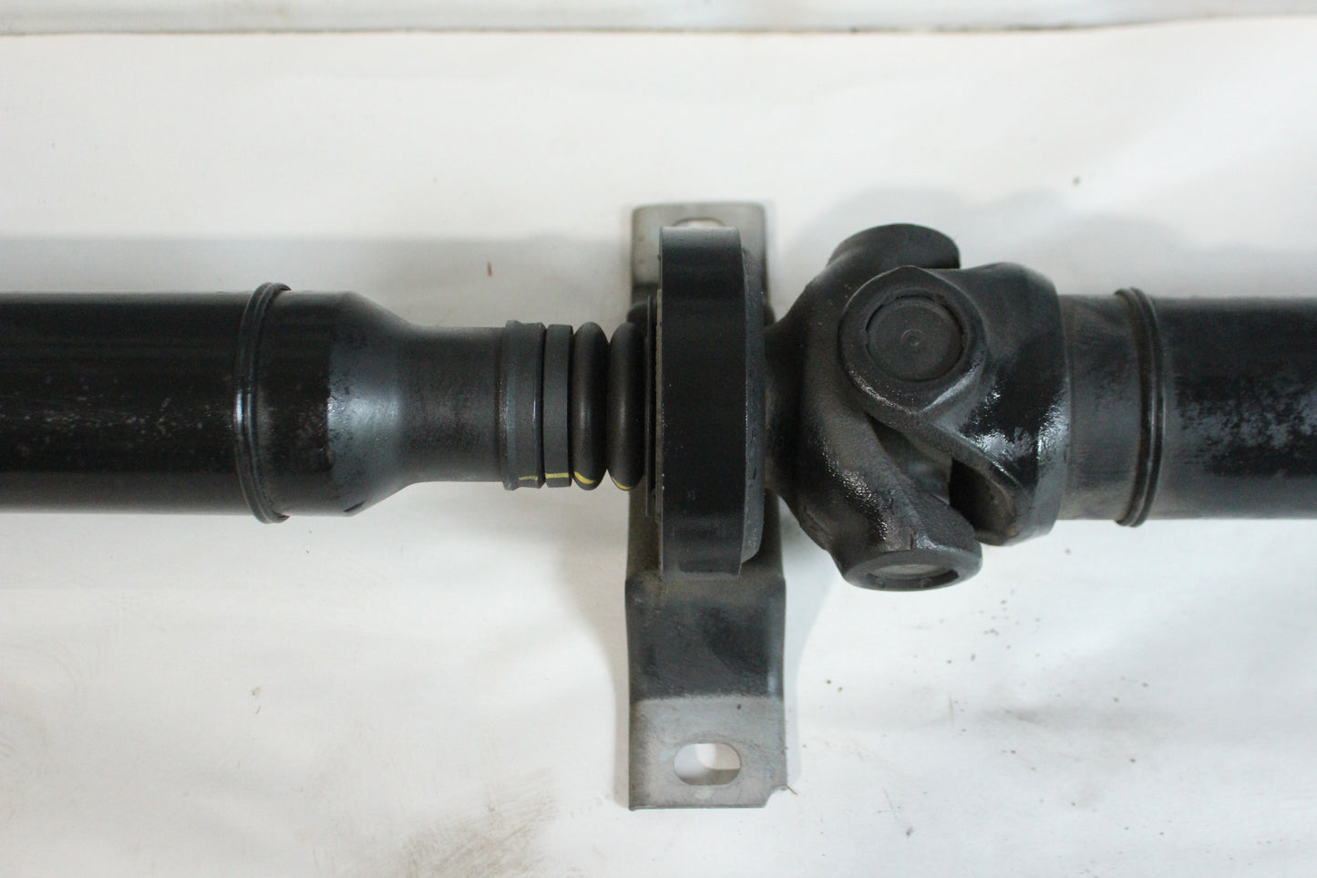 2017 Chevy Camaro SS 1LE Driveshaft Drive Shaft OEM - Day's Parts Yard