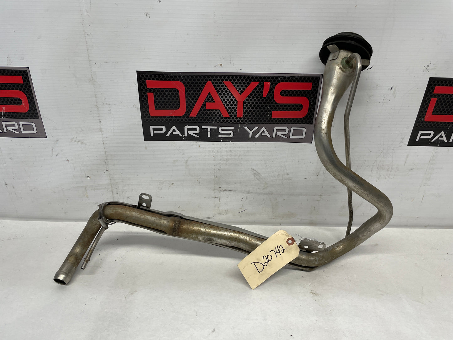 2014 Chevy SS Sedan Gas Fuel Tank Filler Neck Tube Line OEM - Day's Parts Yard