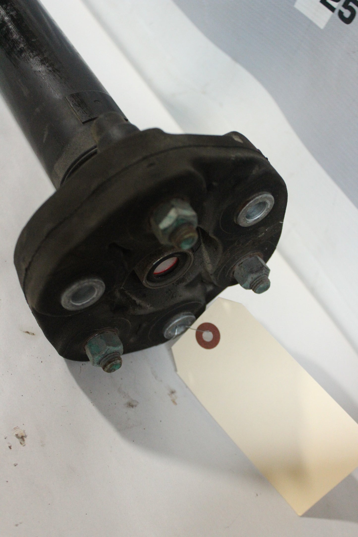 2017 Chevy Camaro SS 1LE Driveshaft Drive Shaft OEM - Day's Parts Yard