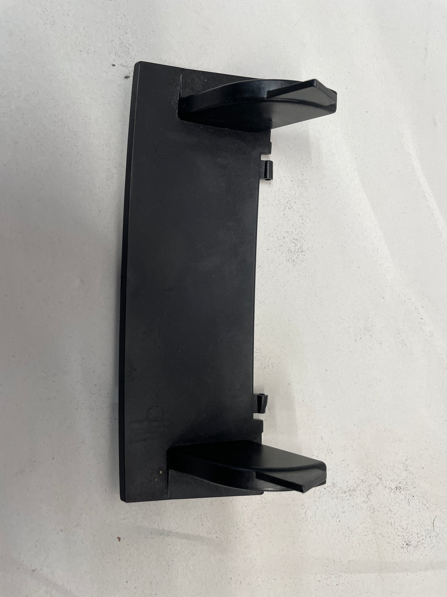 2005 Pontiac GTO Center Console Armrest OEM - Day's Parts Yard