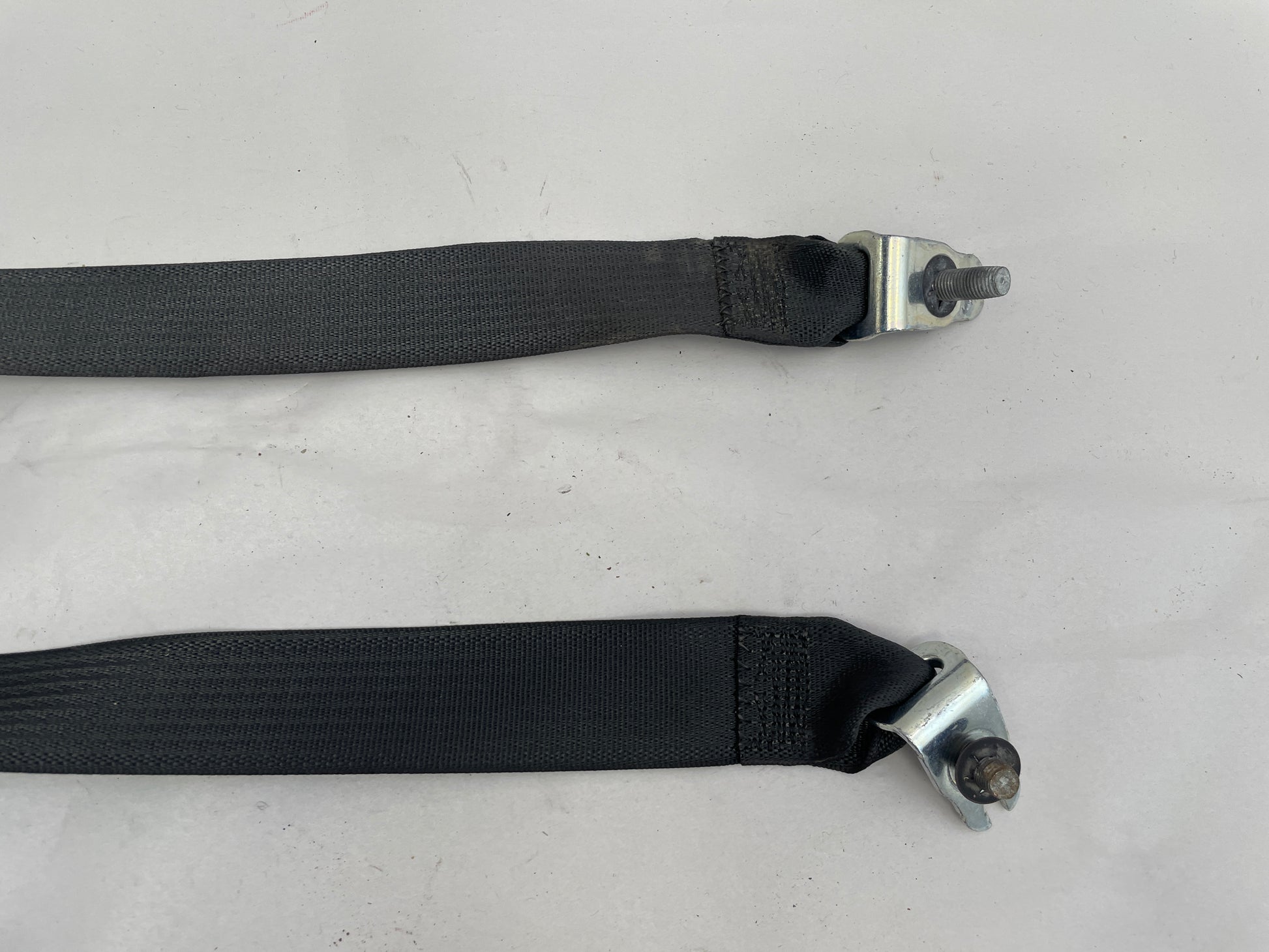 2020 Chevy Camaro SS Rear Seat Belts Seatbelts OEM - Day's Parts Yard