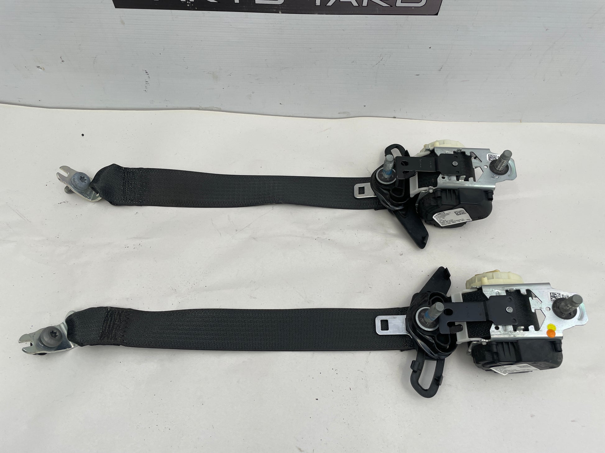 2020 Chevy Camaro SS Rear Seat Belts Seatbelts OEM - Day's Parts Yard