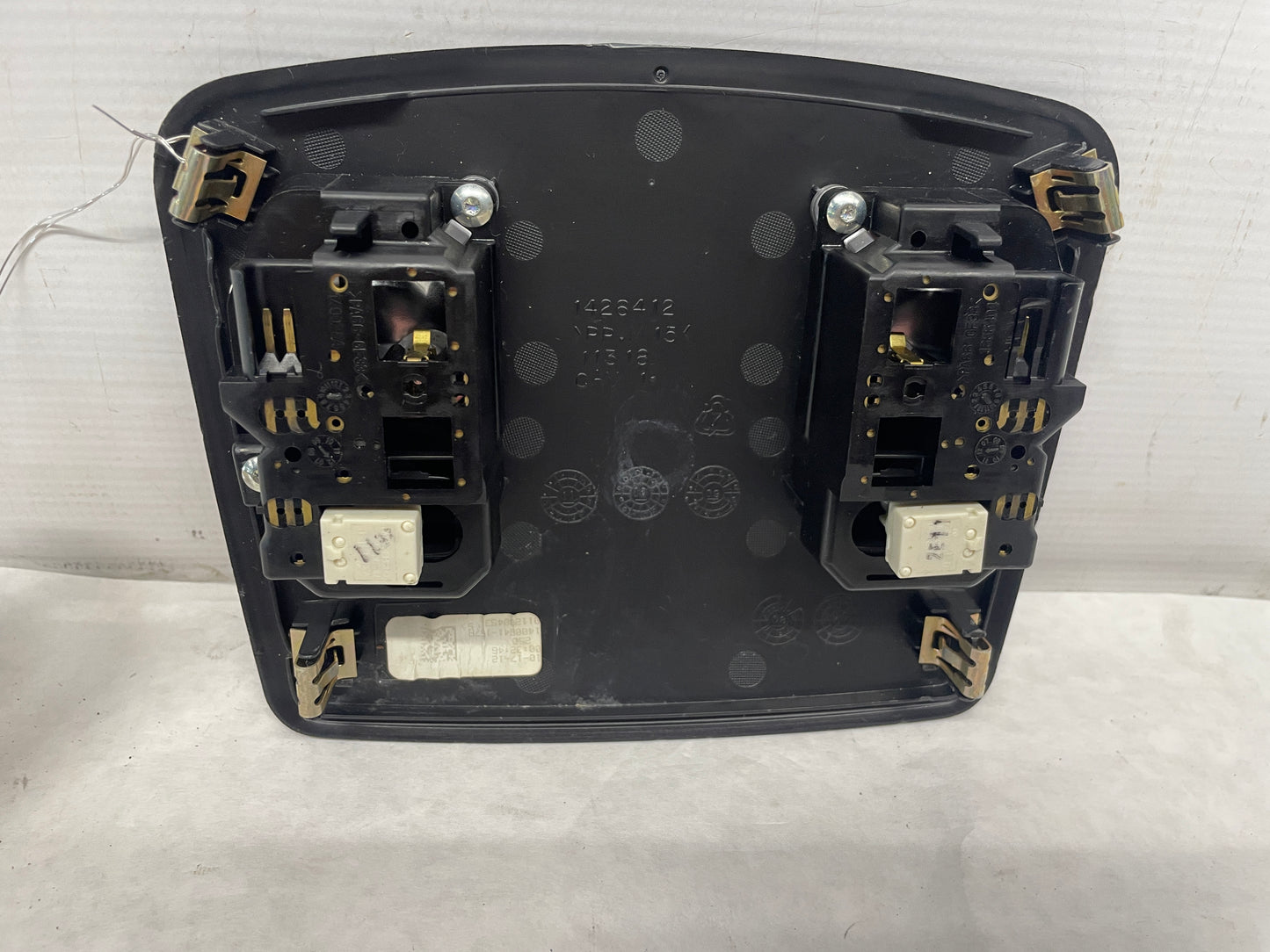 2013 Cadillac CTS-V Coupe Over Head Overhead Rear Console Reading Dome Light OEM - Day's Parts Yard