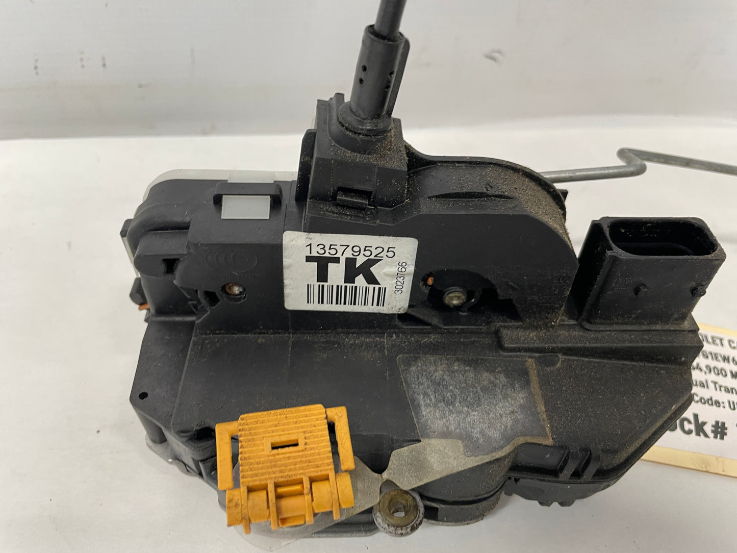 2015 Chevy Camaro SS LH Driver Door Lock Actuator OEM - Day's Parts Yard