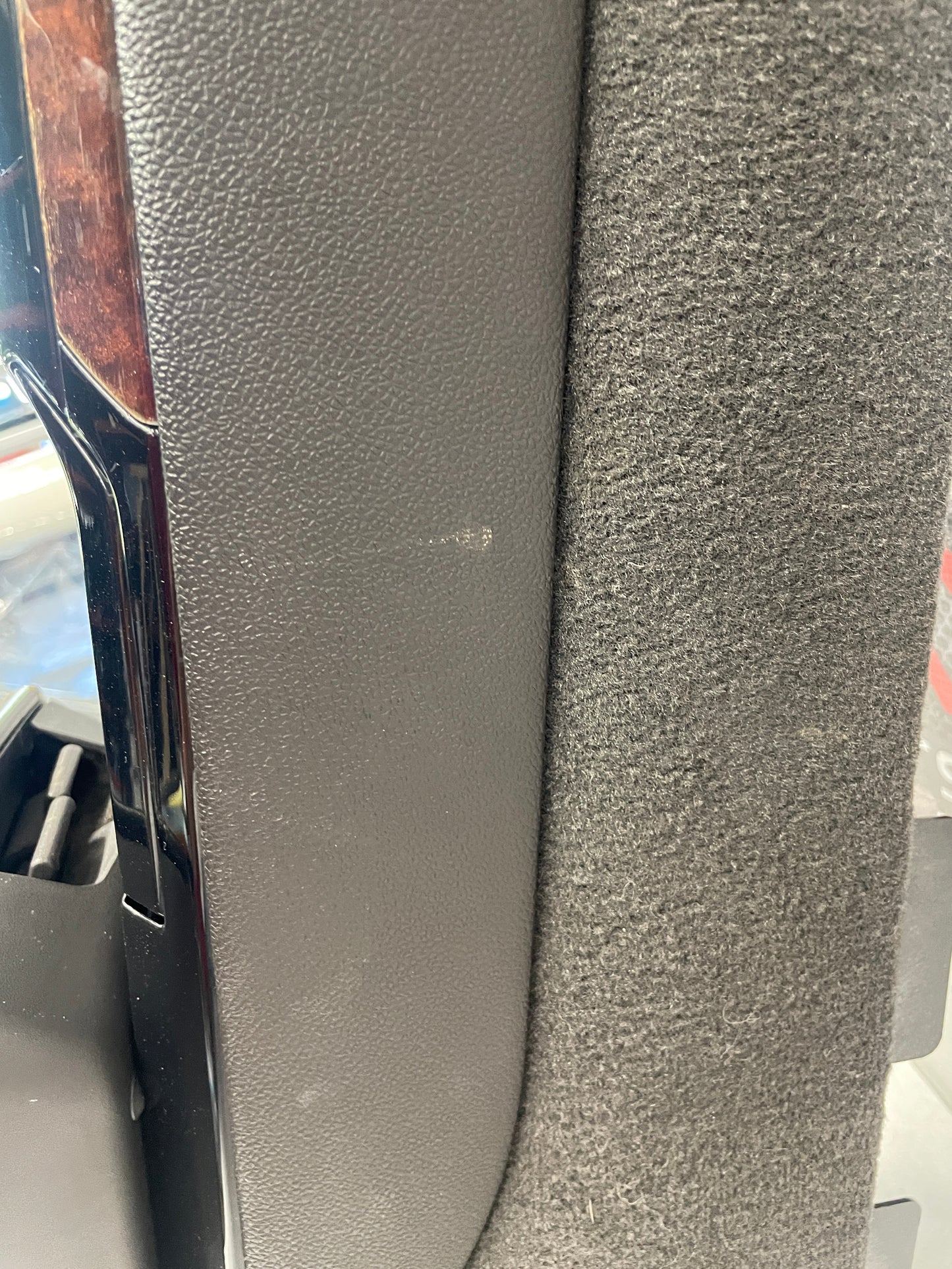 2013 Cadillac CTS-V Coupe Center Console Armrest OEM - Day's Parts Yard
