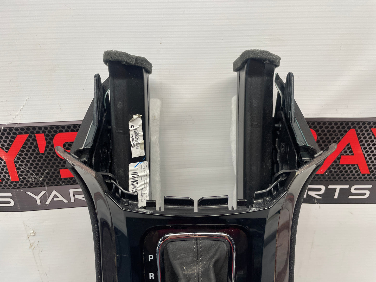 2013 Cadillac CTS-V Coupe Center Console Armrest OEM - Day's Parts Yard