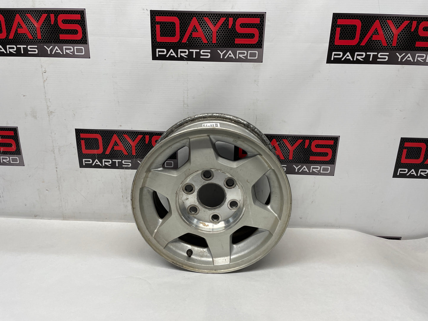 2004 GMC Sierra K1500 Factory OEM 16X7 Wheel - Day's Parts Yard