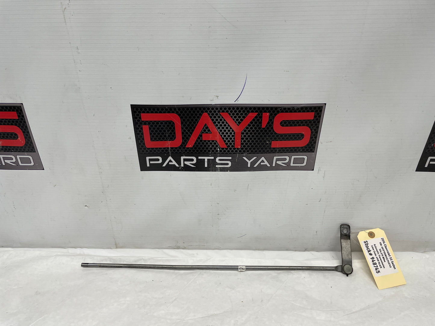 2014 Chevy SS Sedan Automatic Transmission Shifter Linkage Rod OEM - Day's Parts Yard