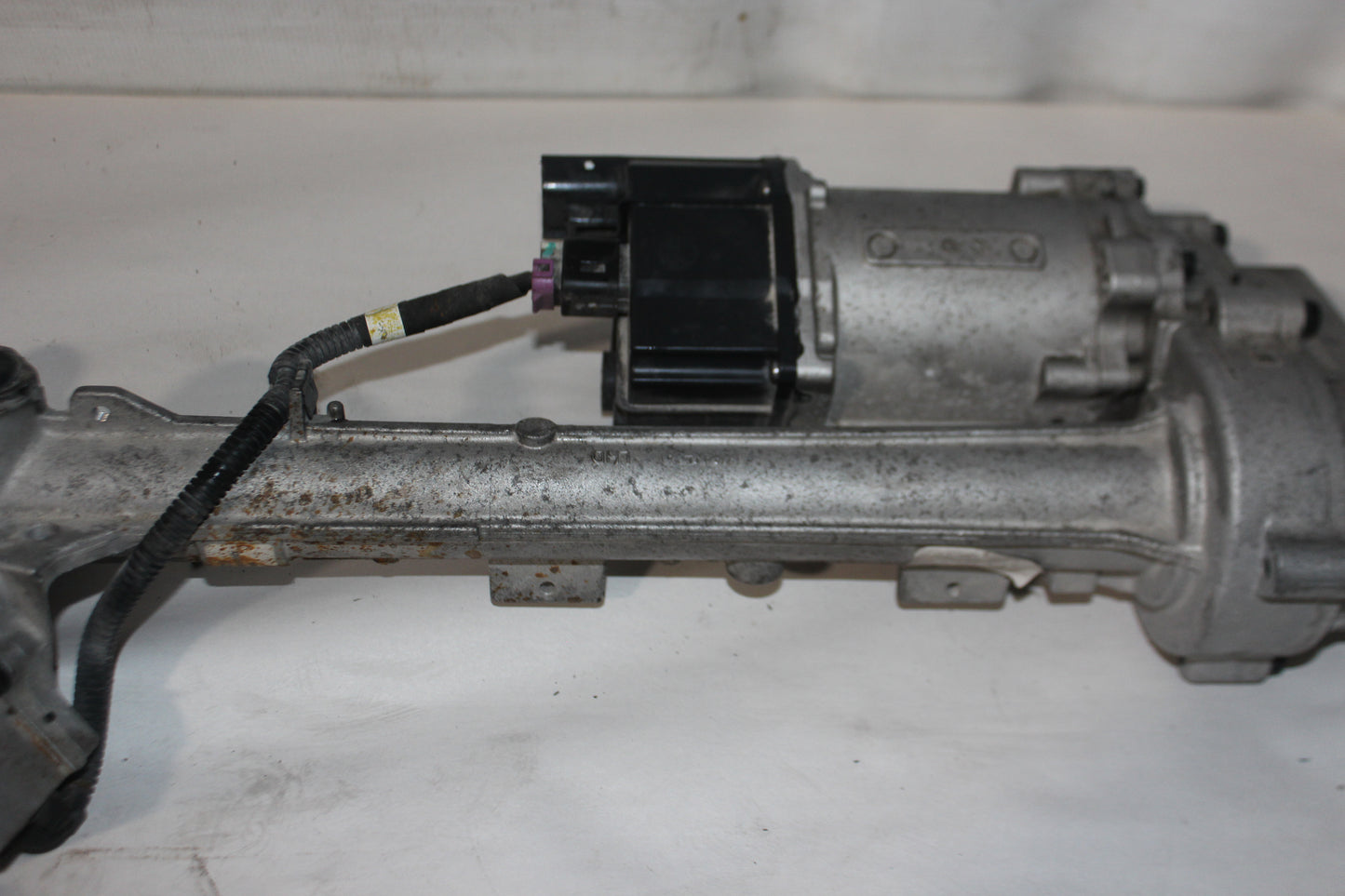 2014 Chevy SS Sedan Steering Rack and Pinion Assembly OEM - Day's Parts Yard