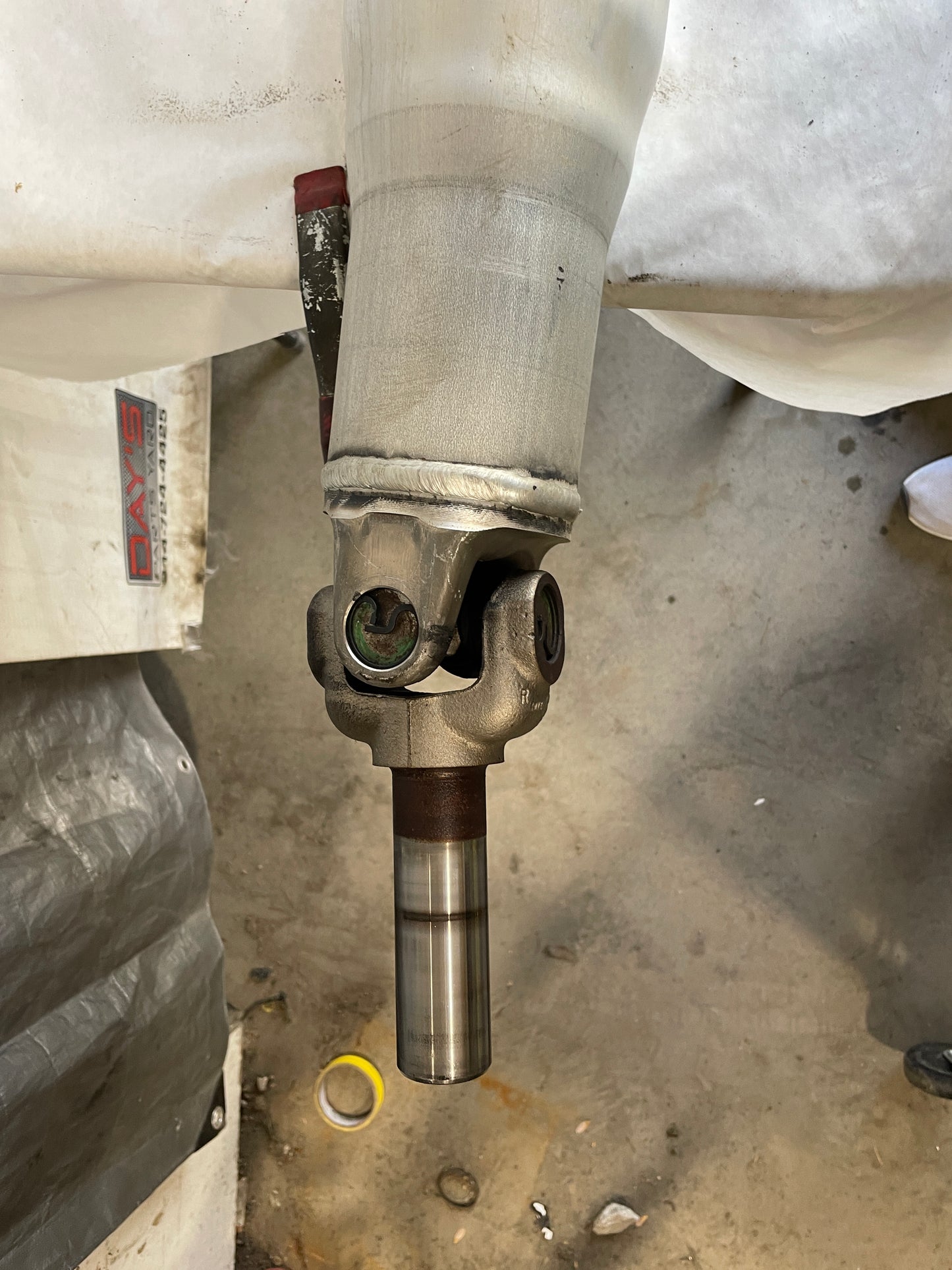 2013 Chevy Silverado Rear Driveshaft Drive Shaft OEM - Day's Parts Yard