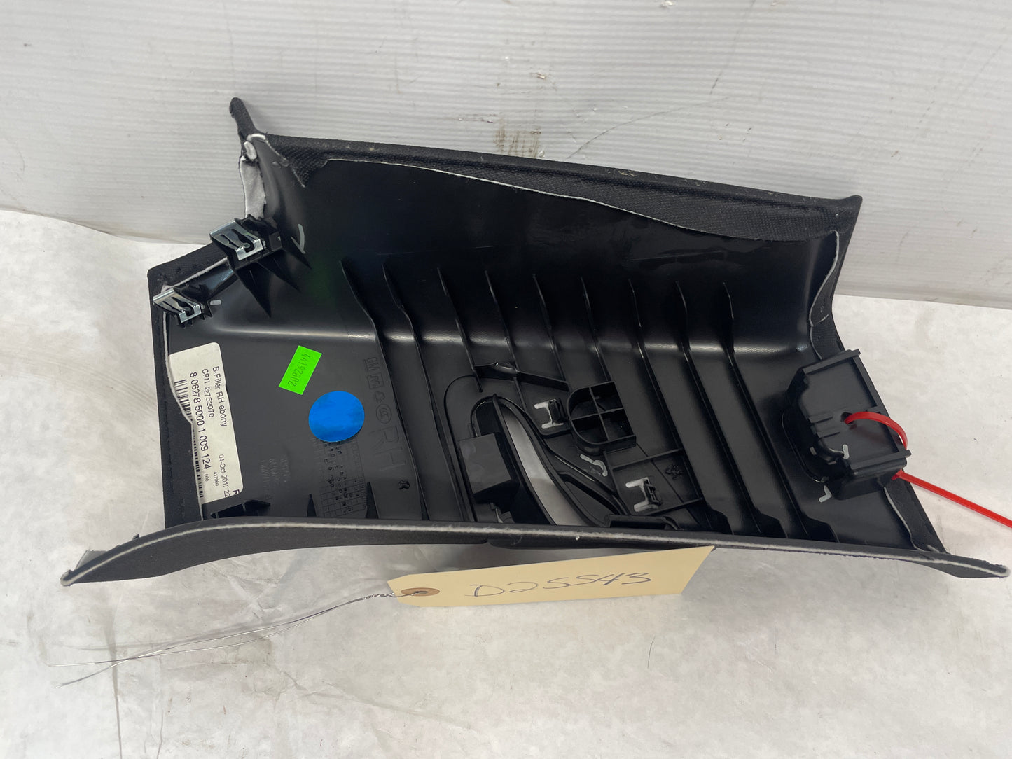 2013 Cadillac CTS-V Coupe RH Passenger Upper B Pillar Garnish Molding Trim Covers OEM - Day's Parts Yard