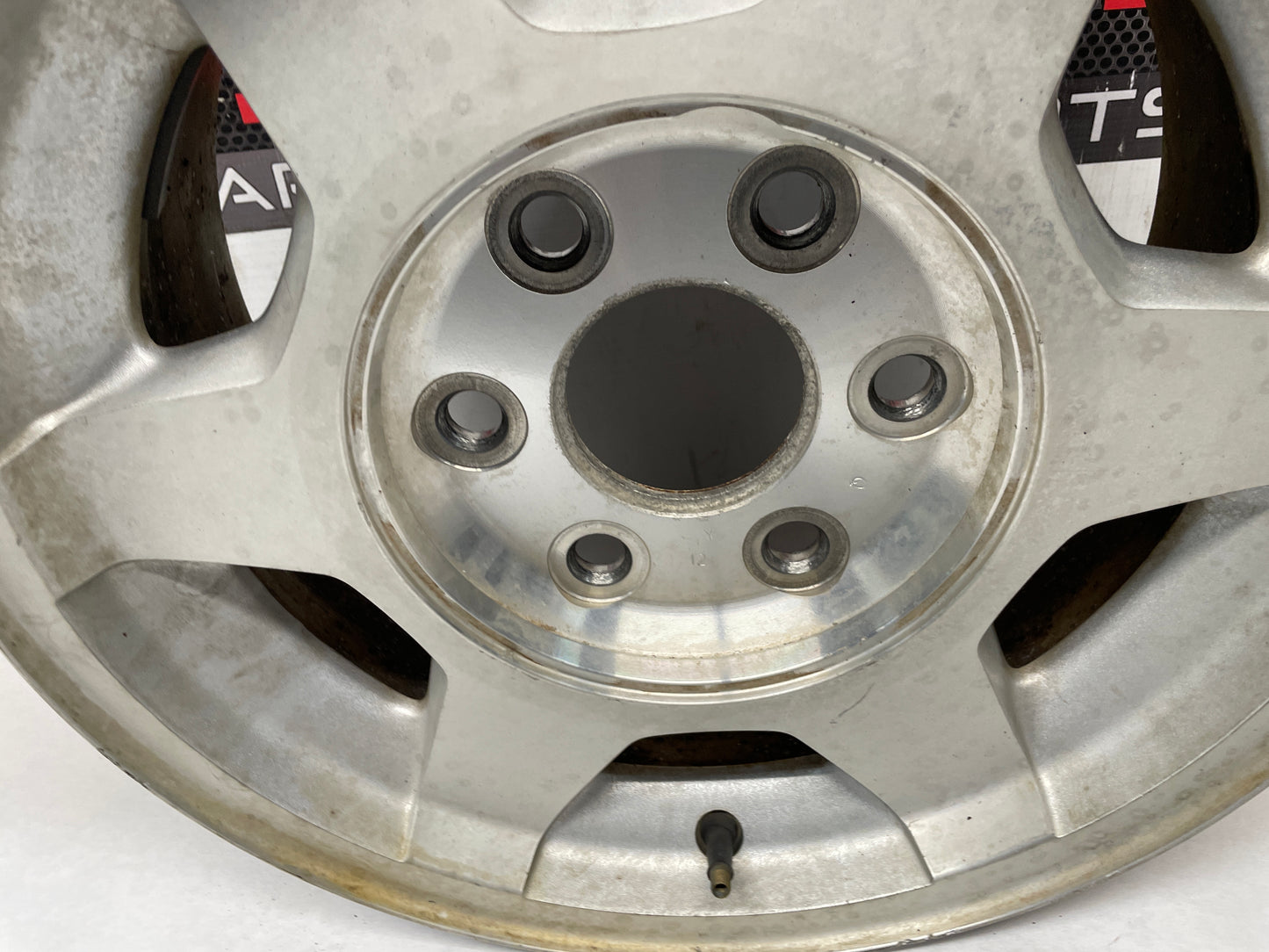 2004 GMC Sierra K1500 Factory OEM 16X7 Wheel - Day's Parts Yard