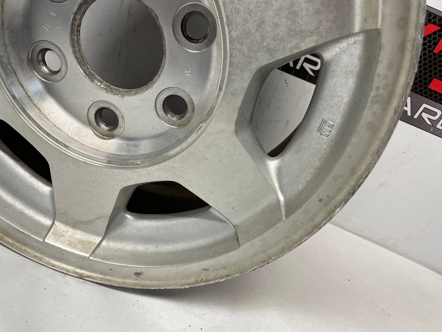 2004 GMC Sierra K1500 Factory OEM 16X7 Wheel - Day's Parts Yard