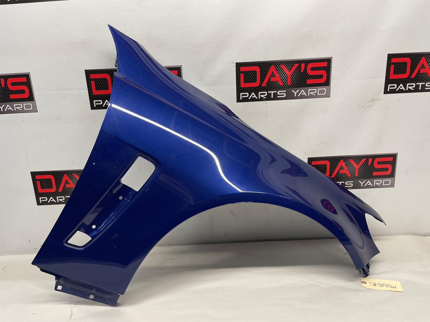 2017 Chevy SS Sedan RH Passenger Fender Blue OEM - Day's Parts Yard