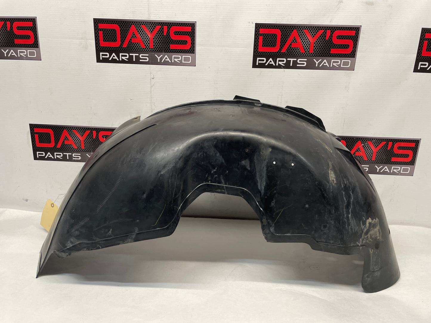 2006 Chevy Silverado C2500 LH Driver Front Fender Wheel Well House Liner OEM - Day's Parts Yard