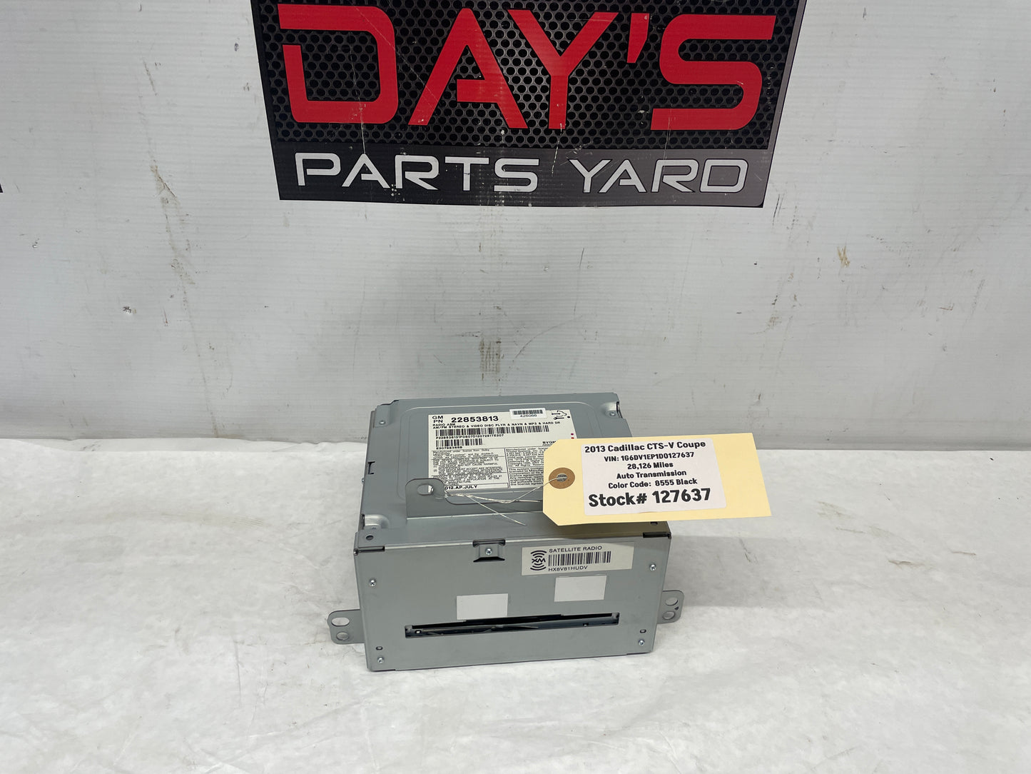2013 Cadillac CTS-V Coupe Radio CD Player Navigation Control Receiver Box Unit OEM - Day's Parts Yard
