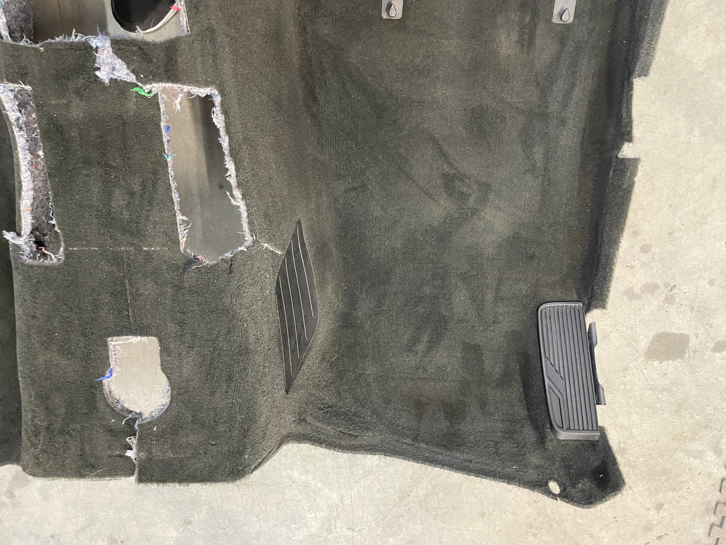 2015 Chevy Camaro SS Complete Floor Carpet OEM - Day's Parts Yard