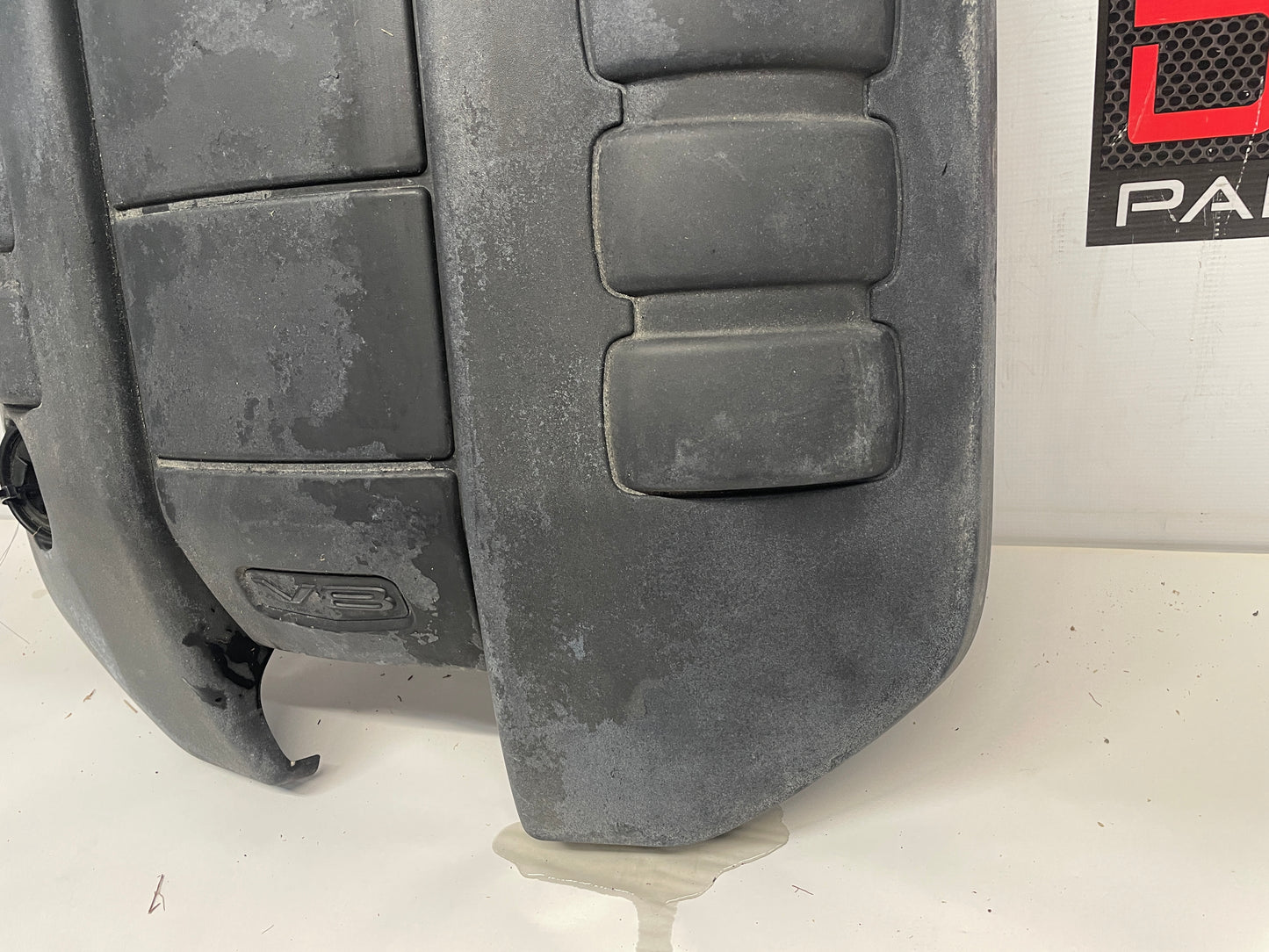 2014 Chevy SS Sedan V8 Engine Motor Cover OEM - Day's Parts Yard