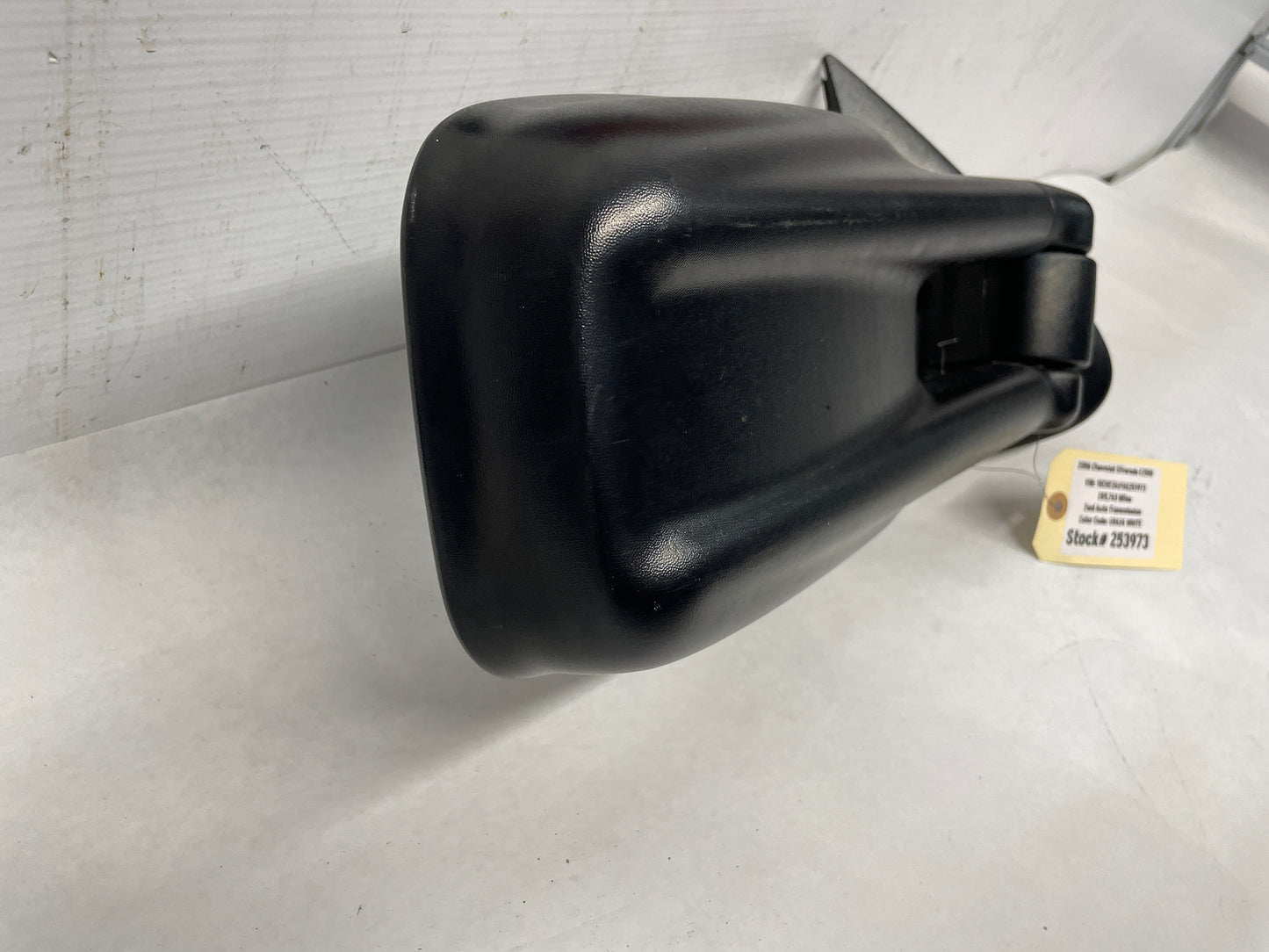 2006 Chevy Silverado C2500 RH Passenger Exterior Outside Camper Mirror OEM - Day's Parts Yard
