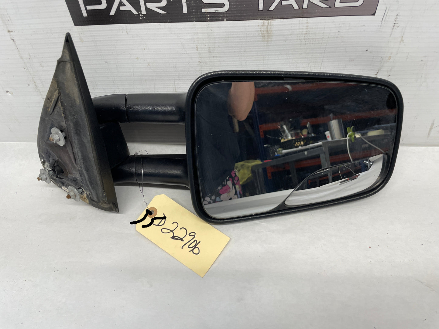 2006 Chevy Silverado C2500 RH Passenger Exterior Outside Camper Mirror OEM - Day's Parts Yard