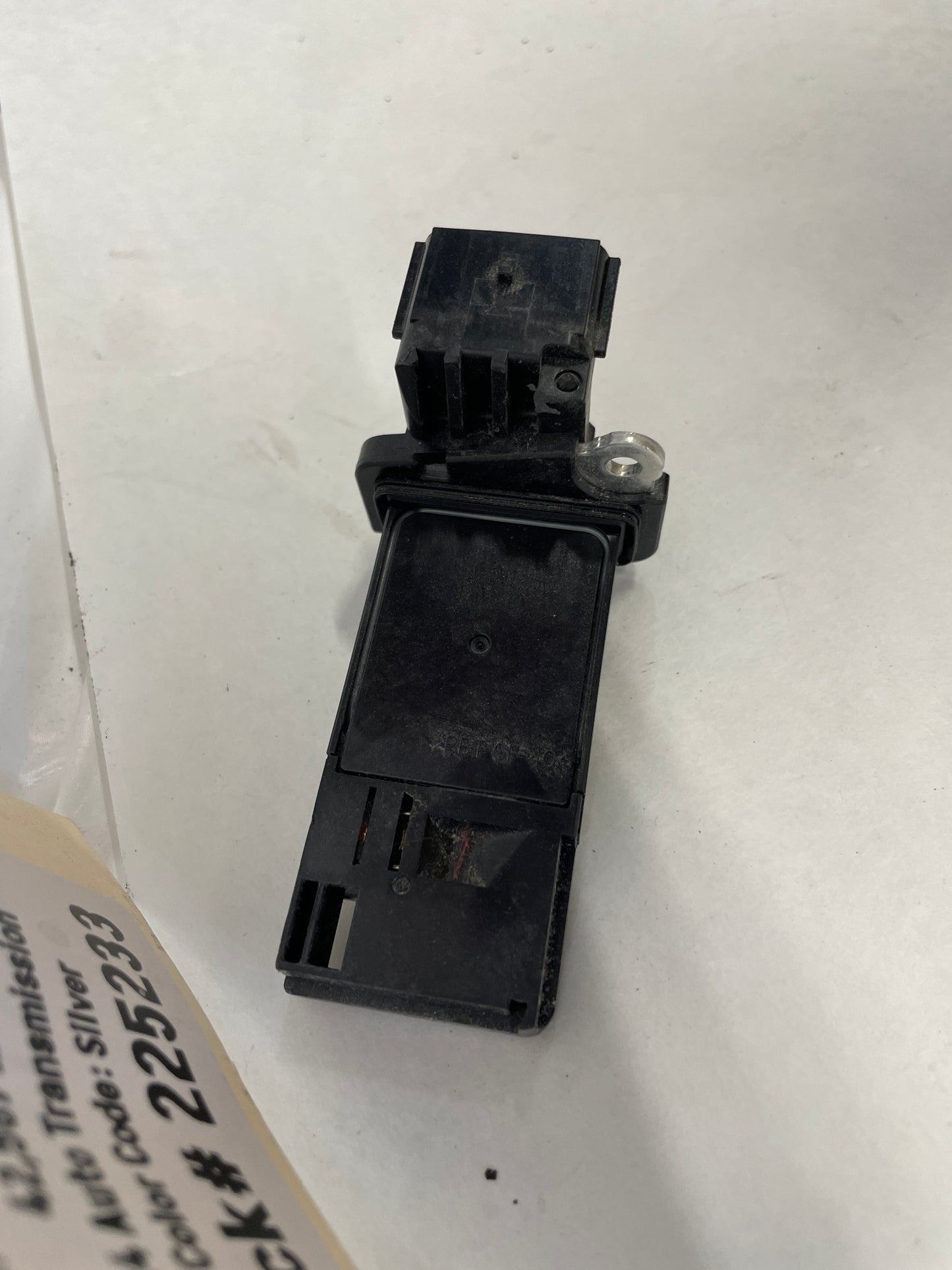 2018 Cadillac Escalade MAF Mass Air Flow Meter Sensor OEM - Day's Parts Yard