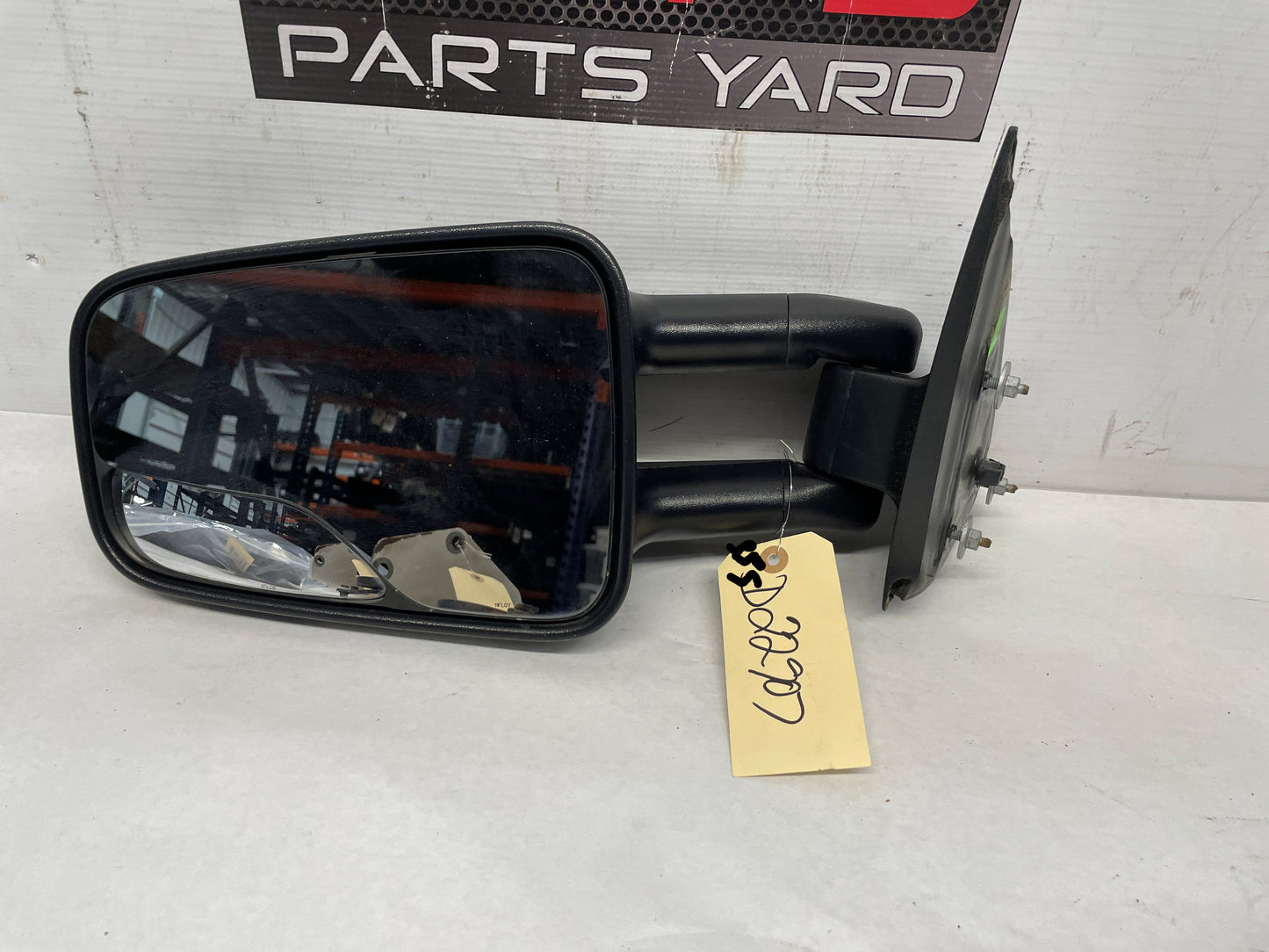 2006 Chevy Silverado C2500 LH Driver Exterior Outside Camper Mirror OEM - Day's Parts Yard