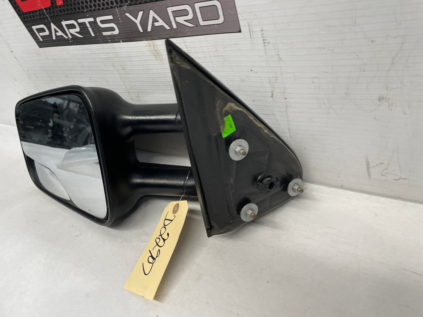 2006 Chevy Silverado C2500 LH Driver Exterior Outside Camper Mirror OEM - Day's Parts Yard