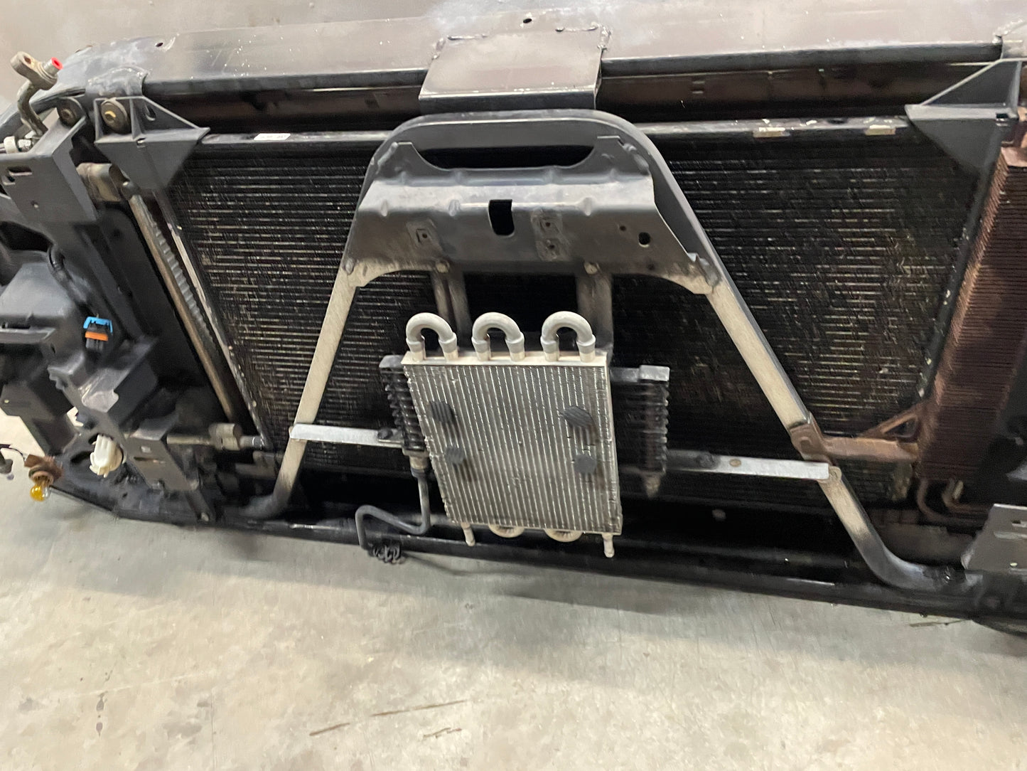2006 Chevy Silverado C2500 Complete Radiator Core Support Bracket Brace OEM - Day's Parts Yard