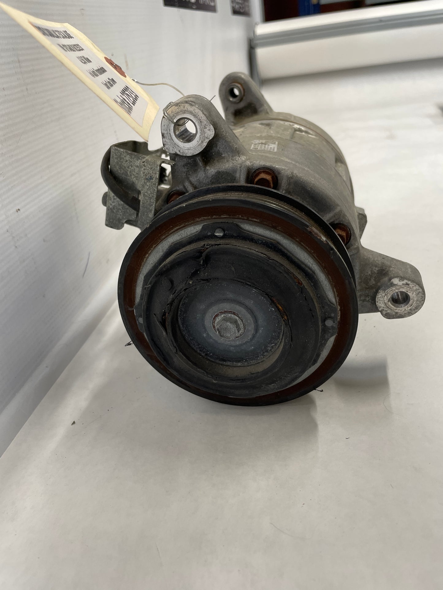 2018 Cadillac Escalade AC Air Conditioner Compressor Assembly OEM - Day's Parts Yard