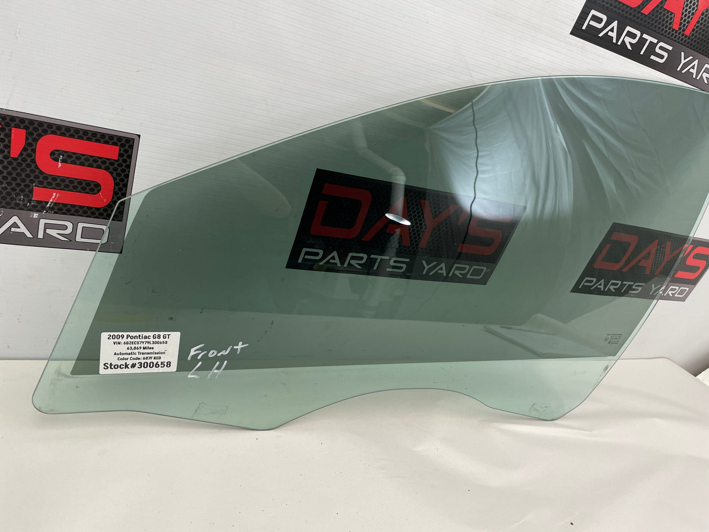 2009 Pontiac G8 GT Front LH Driver Door Window Glass OEM - Day's Parts Yard