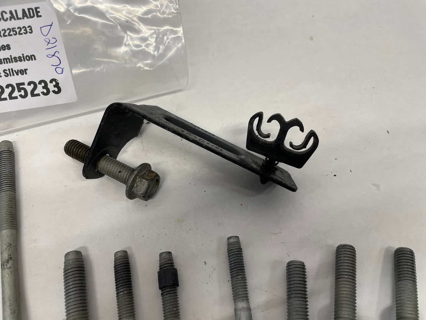 2018 Cadillac Escalade Front Engine Motor Accessory Belt Drive Hardware OEM - Day's Parts Yard