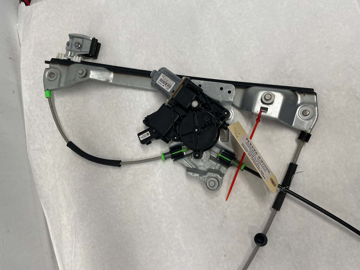 2014 Chevy SS Sedan RH Passenger Front Window Regulator Motor OEM - Day's Parts Yard