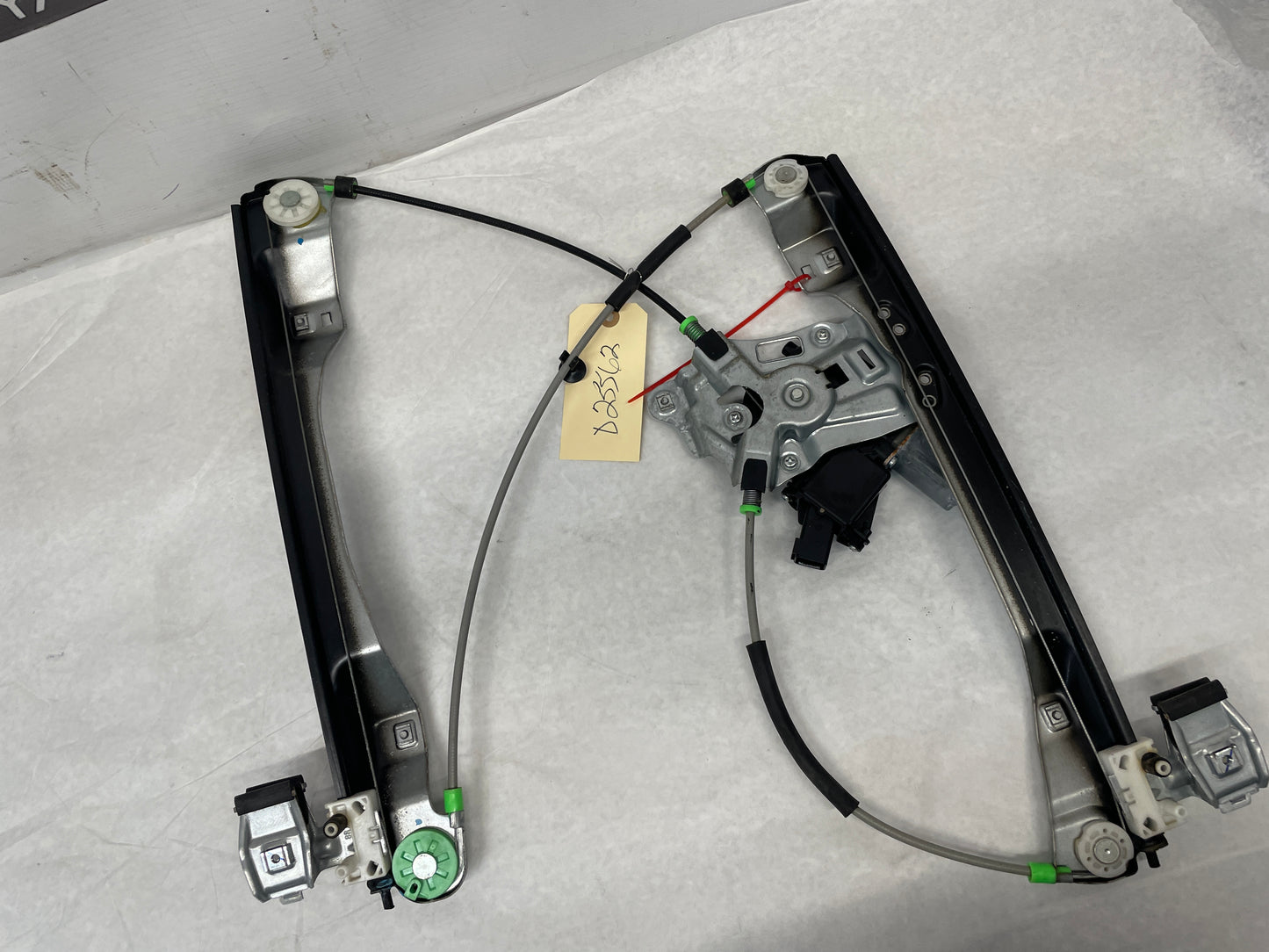 2014 Chevy SS Sedan RH Passenger Front Window Regulator Motor OEM - Day's Parts Yard