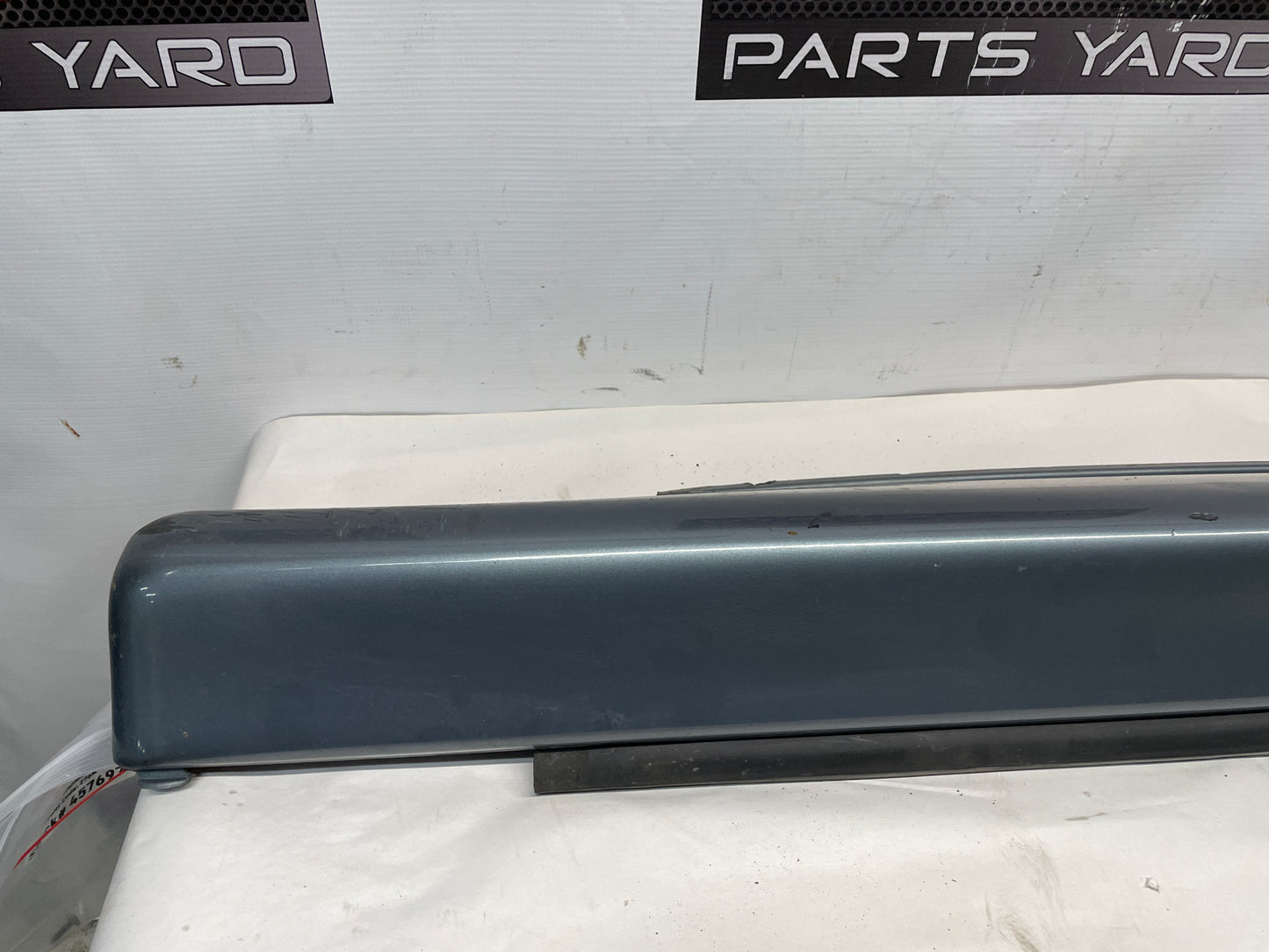 2005 Pontiac GTO RH Passenger Rocker Molding Side Skirt Trim Panel OEM - Day's Parts Yard