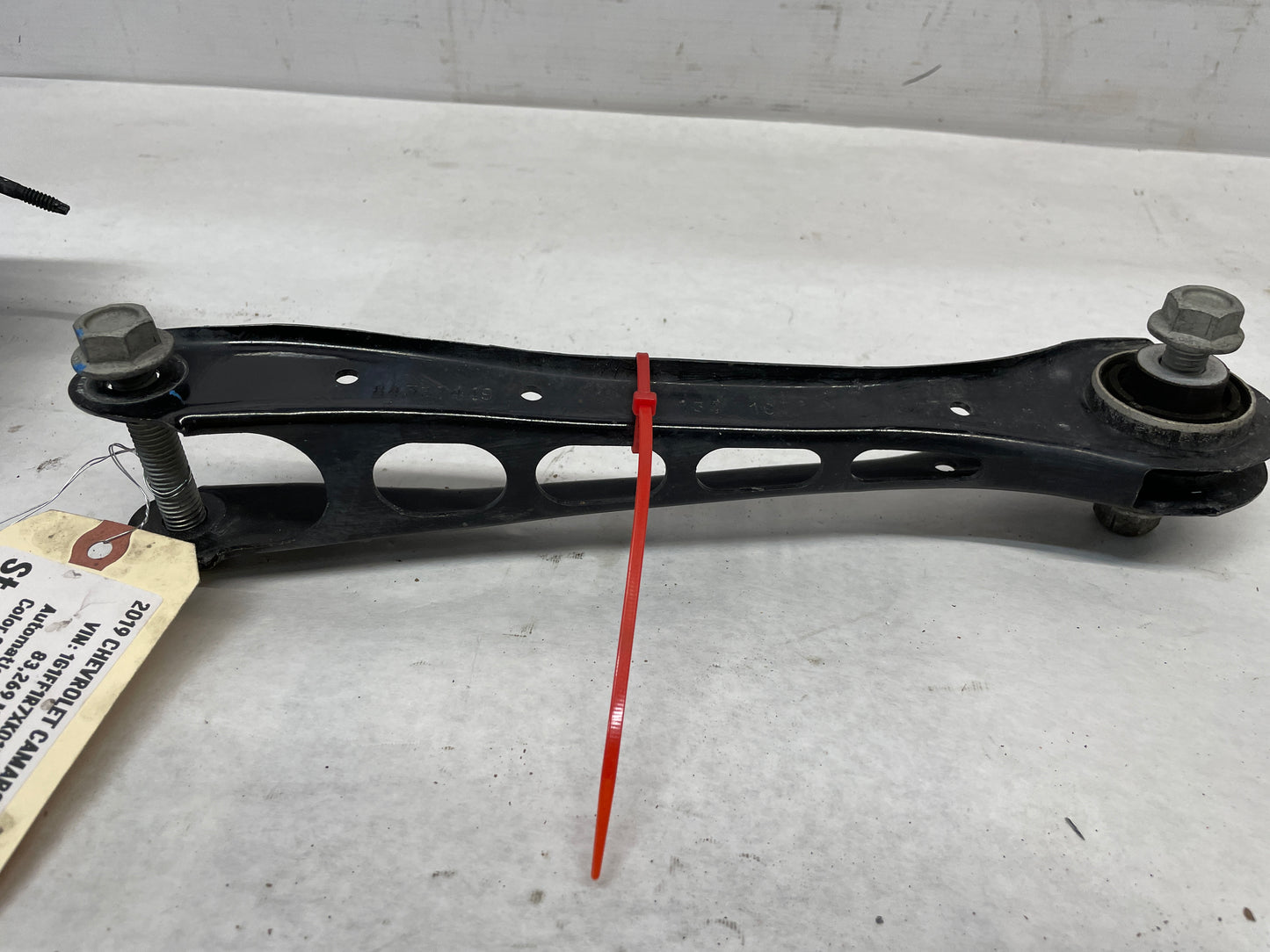 2019 Chevy Camaro SS RH Passenger Rear Control Arm OEM - Day's Parts Yard