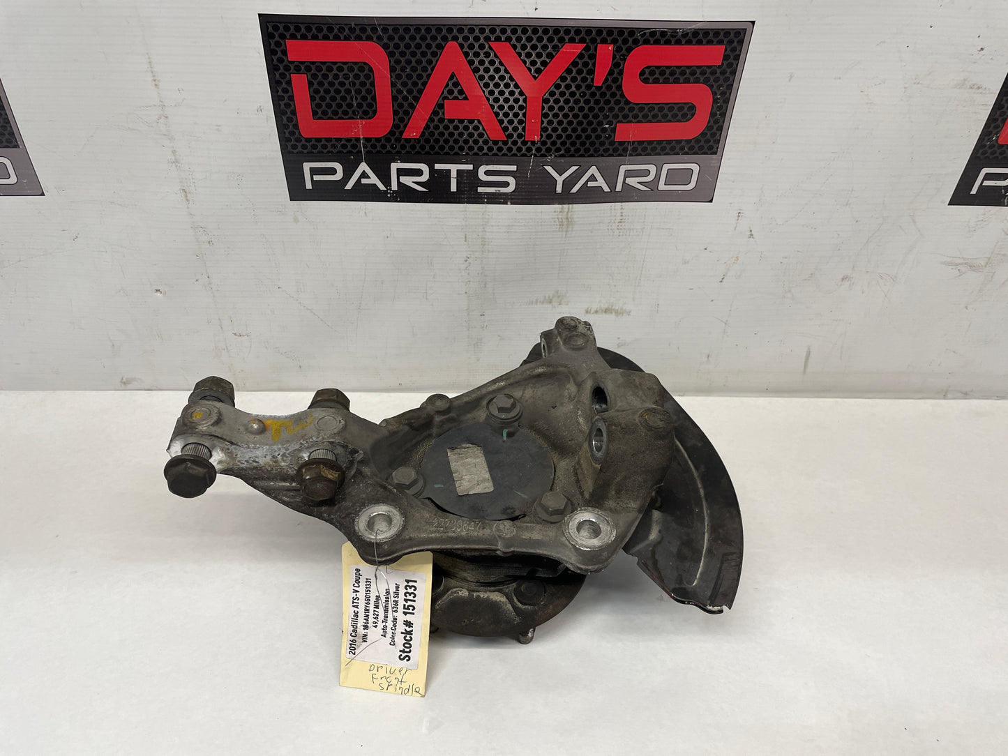 2016 Cadillac ATS-V Front LH Driver Spindle Knuckle Hub OEM - Day's Parts Yard