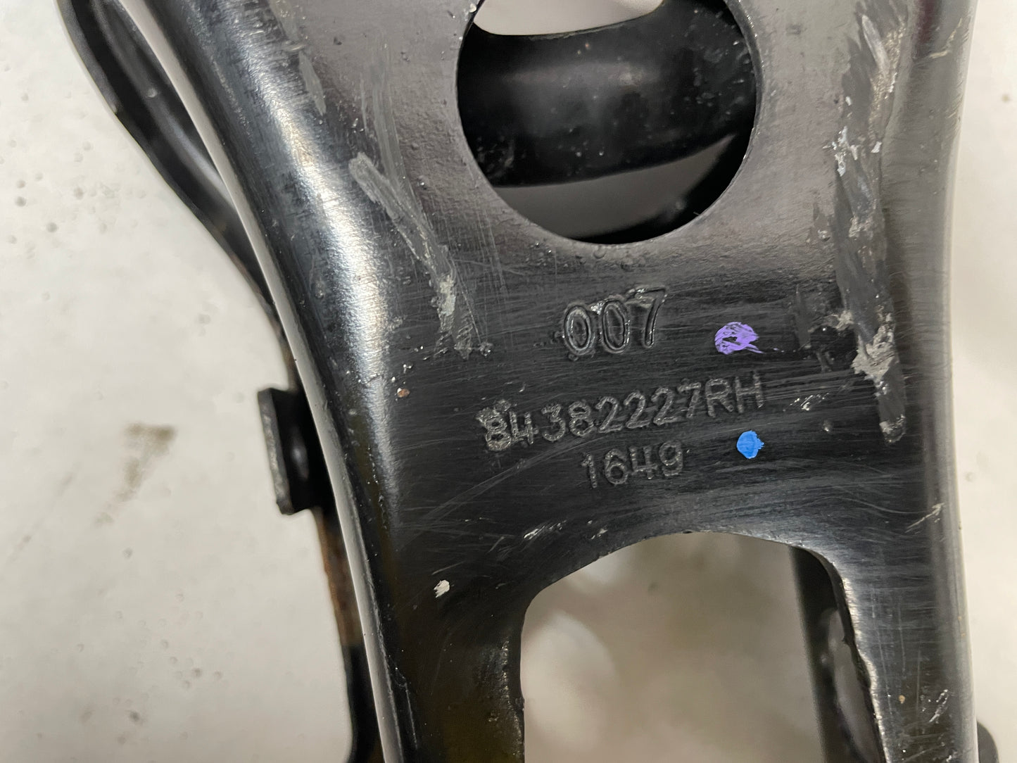 2019 Chevy Camaro SS RH Passenger Rear Suspension Lower Control Arm OEM - Day's Parts Yard