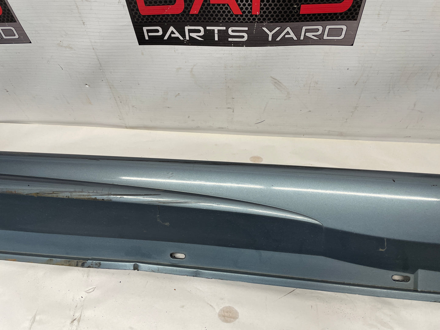 2005 Pontiac GTO RH Passenger Rocker Molding Side Skirt Trim Panel OEM - Day's Parts Yard