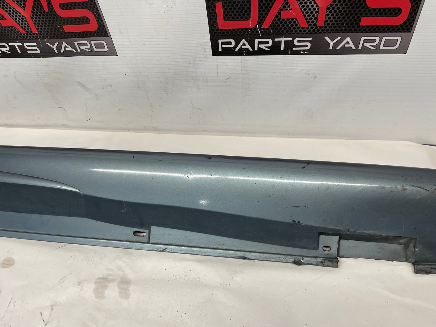 2005 Pontiac GTO RH Passenger Rocker Molding Side Skirt Trim Panel OEM - Day's Parts Yard