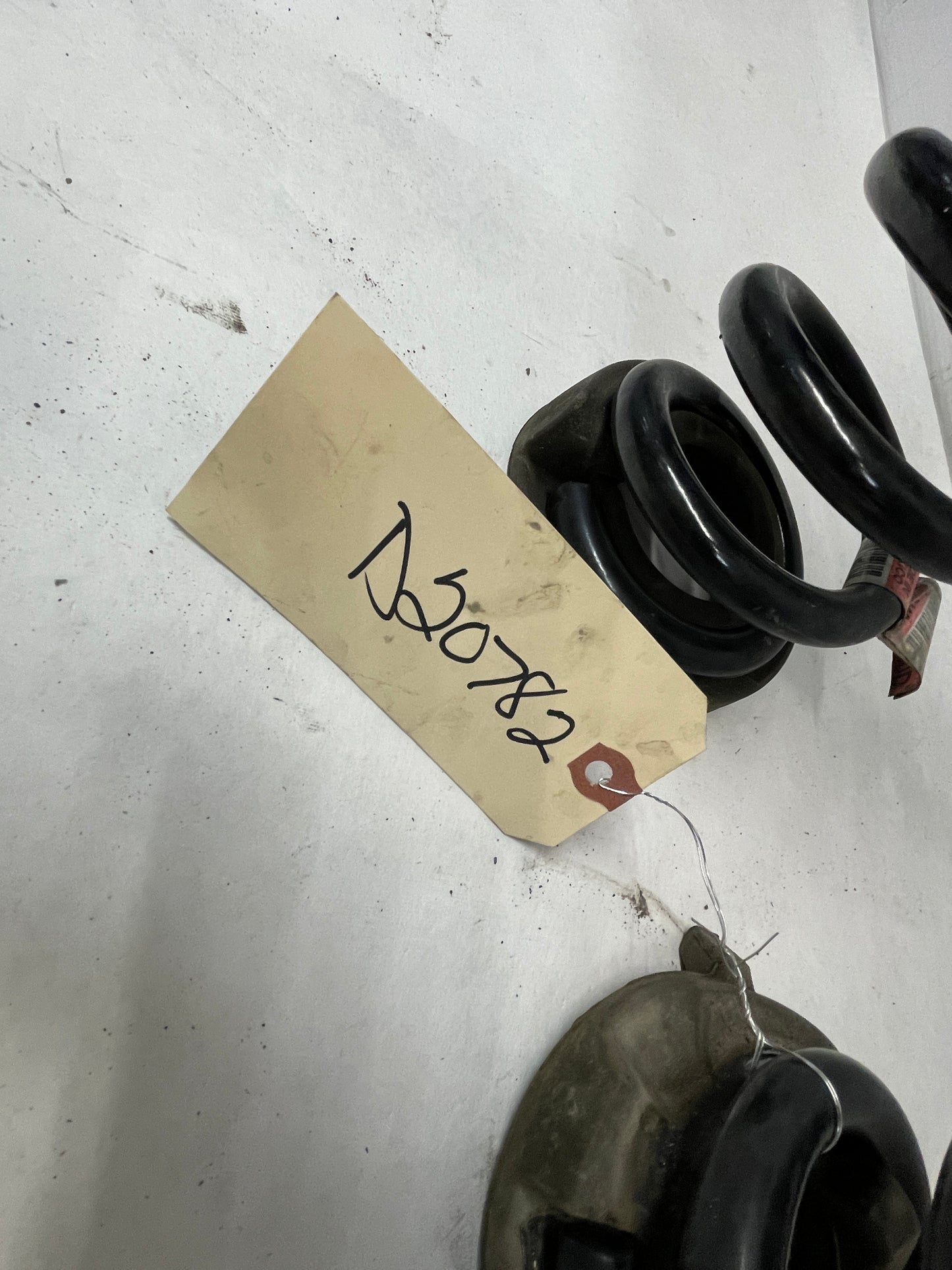 2019 Chevy Camaro SS Rear RH & LH Coil Springs OEM - Day's Parts Yard