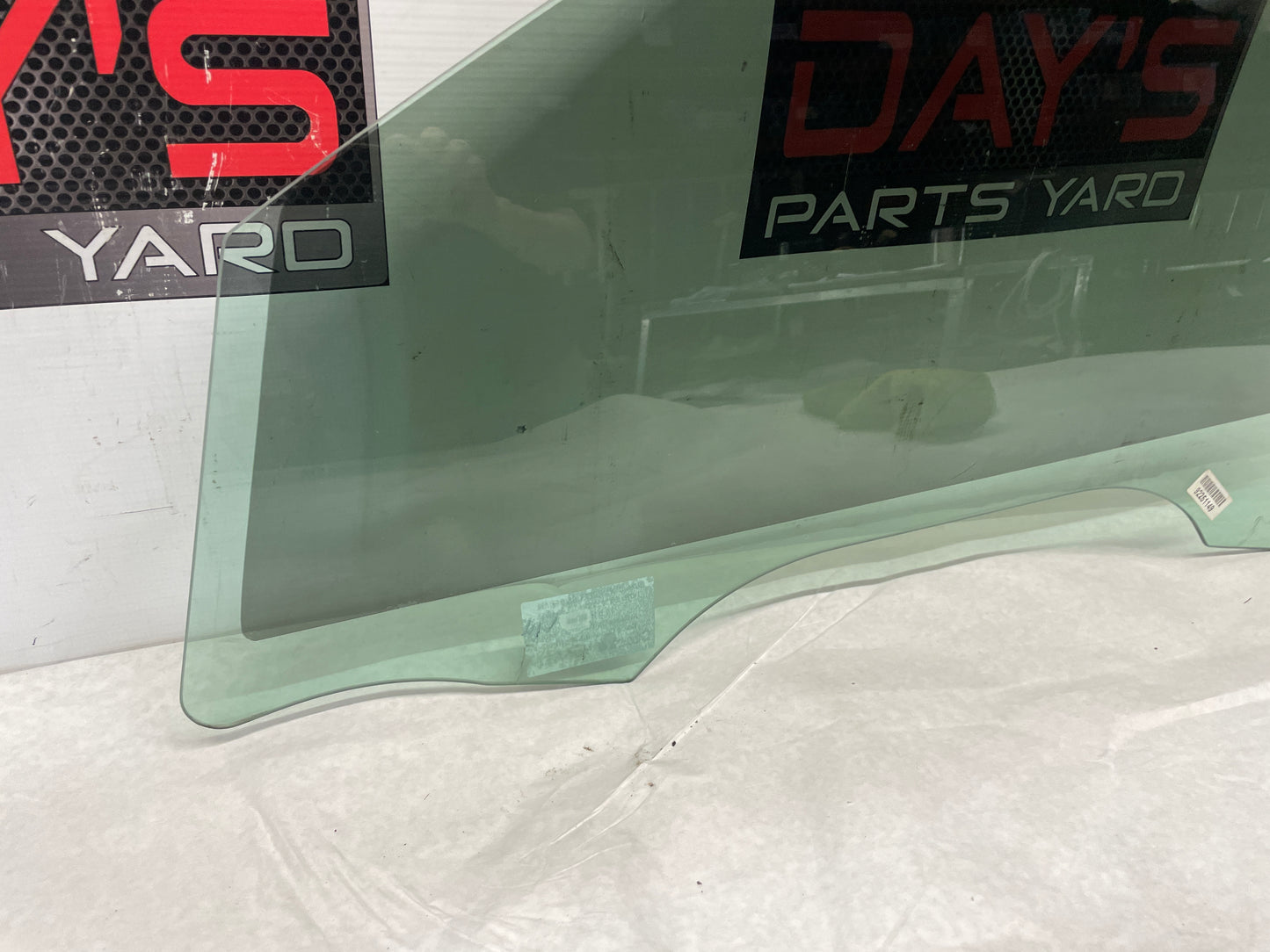 2014 Chevy SS Sedan LH Driver Front Door Window Glass OEM - Day's Parts Yard