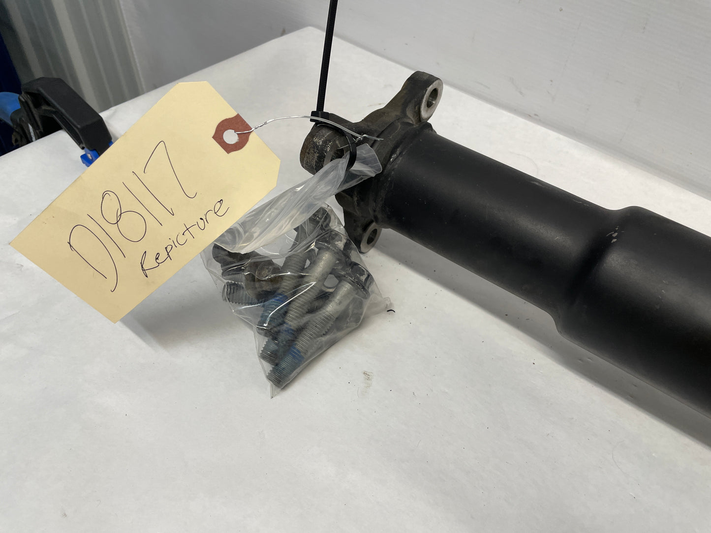 2015 Chevy SS Sedan Drive Shaft Driveshaft OEM - Day's Parts Yard
