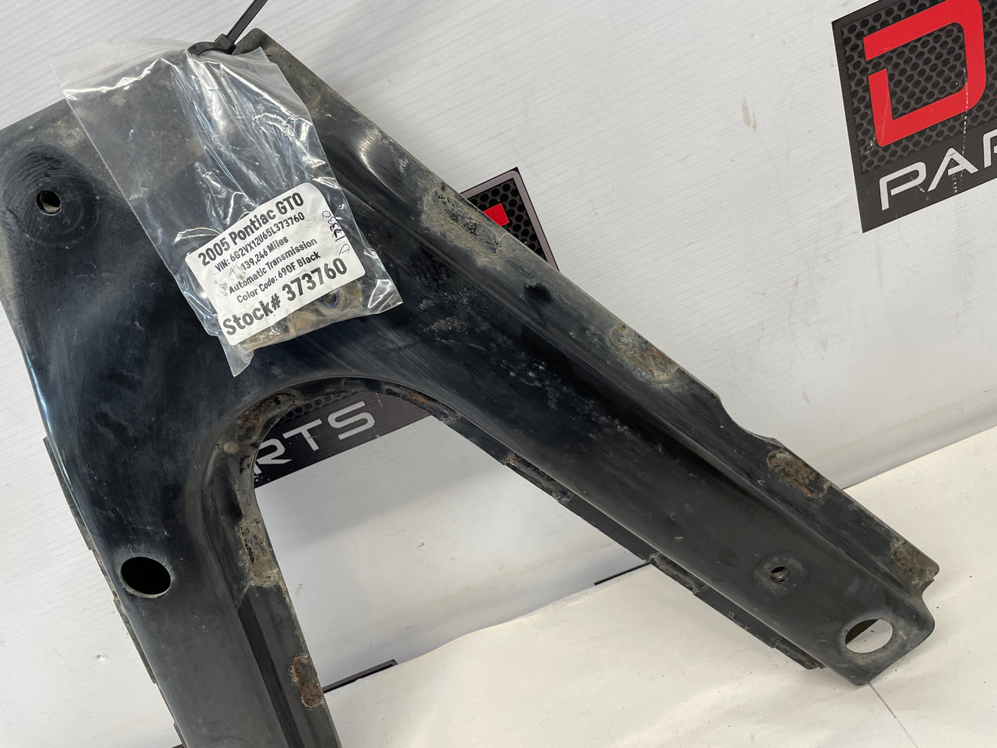 2005 Pontiac GTO Rear Differential Air Deflector Brace OEM - Day's Parts Yard