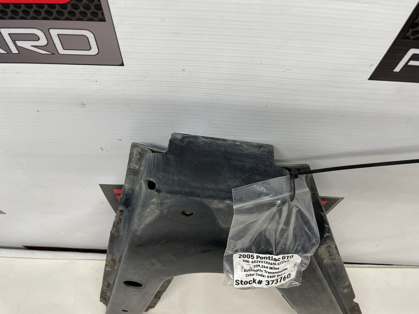 2005 Pontiac GTO Rear Differential Air Deflector Brace OEM - Day's Parts Yard