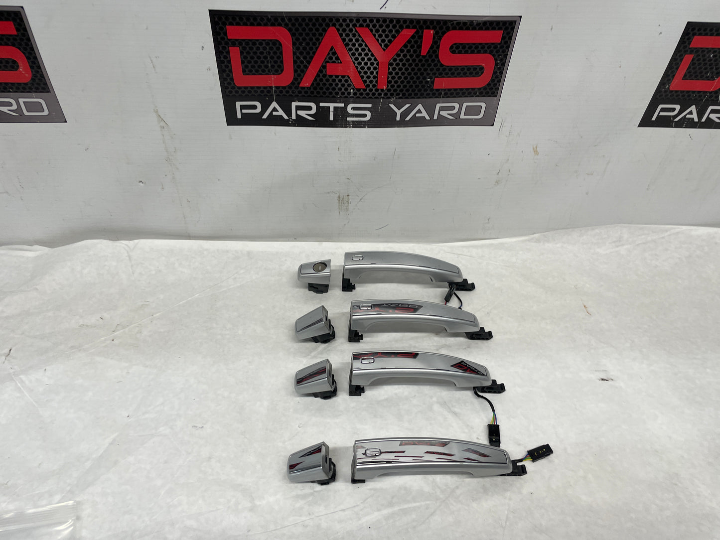 2014 Chevy SS Sedan Exterior Door Handle Set Silver/ Chrome OEM - Day's Parts Yard