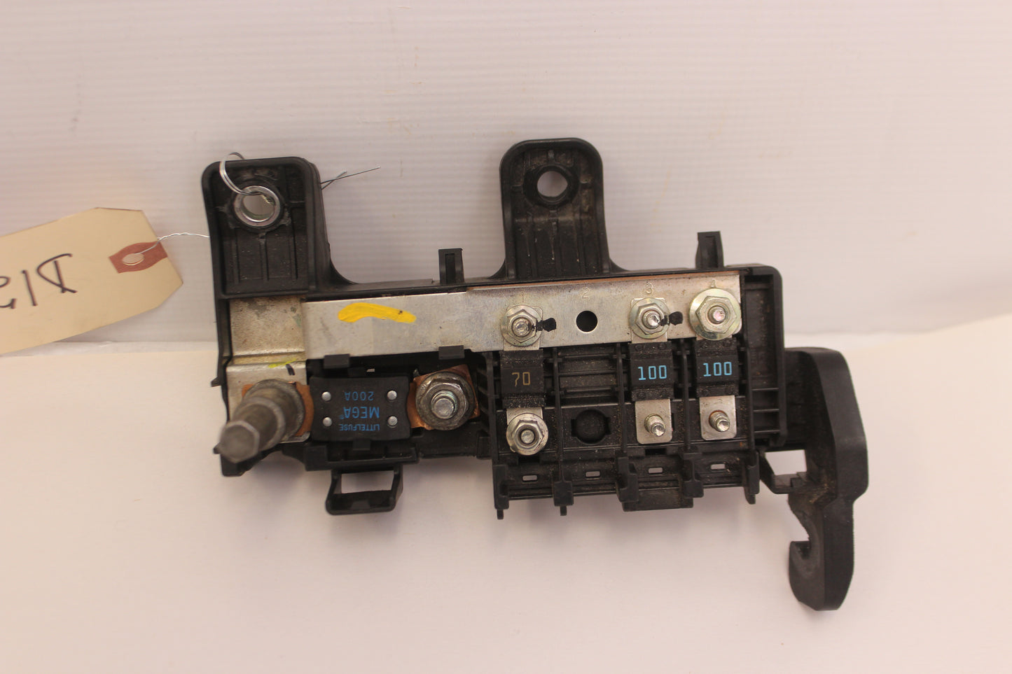 2016 Cadillac ATS-V Battery Power Distribution Block Fuse OEM - Day's Parts Yard