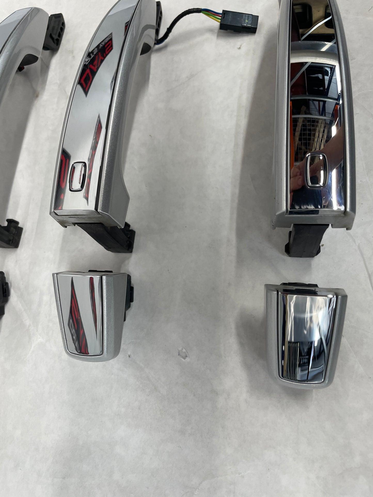 2014 Chevy SS Sedan Exterior Door Handle Set Silver/ Chrome OEM - Day's Parts Yard